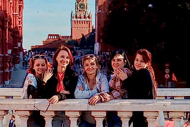 Запечатлите свои выходные в Алматы: фотосессии на Манежной площади